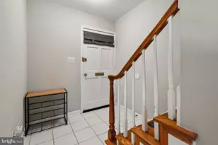 8400 Penshurst Dr, Springfield, VA 22152 - Photo 4