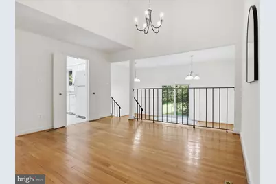 7211 Vistas Lane, McLean, VA 22101 - Photo 8