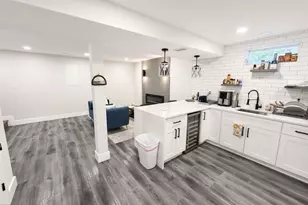 8107 Brown Ct, Alexandria, VA 22306 - Photo 16