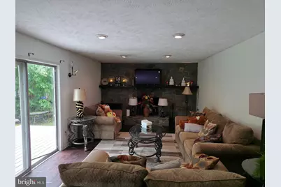 12501 Cross Country Lane, Reston, VA 20191 - Photo 6