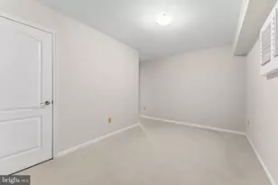 7337 Hooking Rd, McLean, VA 22101 - Photo 48