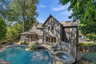 7337 Hooking Rd, McLean, VA 22101 - Photo 4
