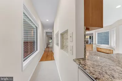 7337 Hooking Road, McLean, VA 22101 - Photo 24