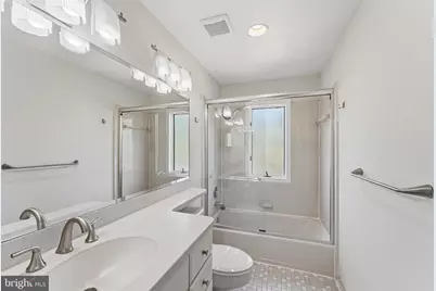 7337 Hooking Road, McLean, VA 22101 - Photo 44