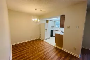 12104 Greenway Ct, Fairfax, VA 22033 - Photo 14