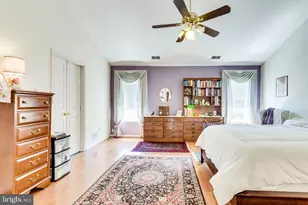 6328 Dunman Way, Alexandria, VA 22315 - Photo 40
