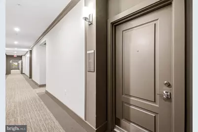 2319 Field Point Road #404, Herndon, VA 20171 - Photo 8