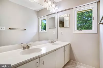 1953 Lakeport Way, Reston, VA 20191 - Photo 32