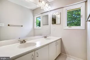 1953 Lakeport Way, Reston, VA 20191 - Photo 32