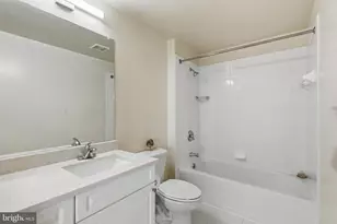 2726 Gallows Rd, Vienna, VA 22180 - Photo 22