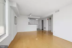 2726 Gallows Rd, Vienna, VA 22180 - Photo 14