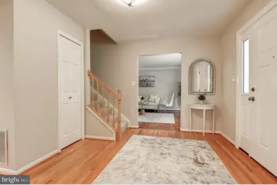2669 Oakton Glen Drive, Vienna, VA 22181 - Photo 6
