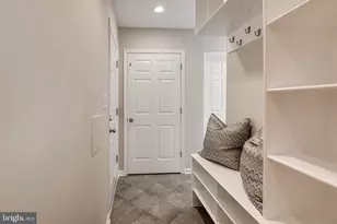 2669 Oakton Glen Dr, Vienna, VA 22181 - Photo 24