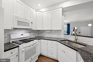 6389 St Timothys Ln, Centreville, VA 20121 - Photo 12