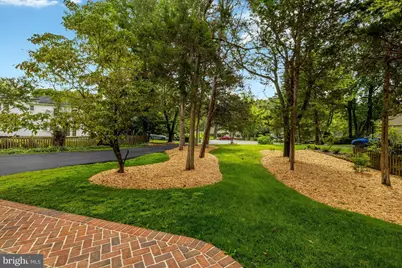 920 Holly Run Court, Great Falls, VA 22066 - Photo 20