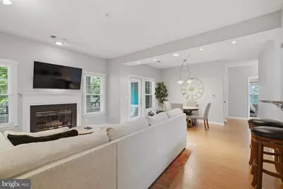 12016 Taliesin Place #25, Reston, VA 20190 - Photo 4
