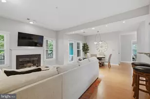 12016 Taliesin Pl, Reston, VA 20190 - Photo 4