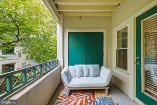 12016 Taliesin Pl, Reston, VA 20190 - Photo 20