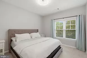 12016 Taliesin Pl, Reston, VA 20190 - Photo 12