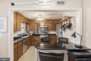 7920 Wellington Rd, Alexandria, VA 22308 - Photo 8