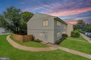 328 Reneau Way, Herndon, VA 20170 - Photo 4