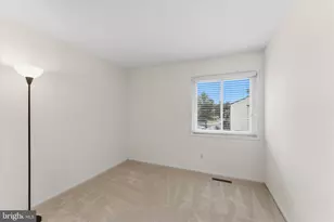328 Reneau Way, Herndon, VA 20170 - Photo 28
