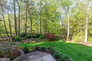 6528 Heather Brook Ct, McLean, VA 22101 - Photo 8