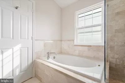6510 Kelsey Point Circle, Alexandria, VA 22315 - Photo 36