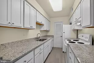 5905 Bayshire Rd, Springfield, VA 22152 - Photo 10