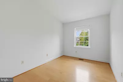 8015 Merry Oaks Court, Vienna, VA 22182 - Photo 24