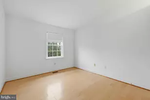 8015 Merry Oaks Ct, Vienna, VA 22182 - Photo 22