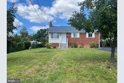 7018 Strathmore Street, Falls Church, VA 22042 - Photo 2