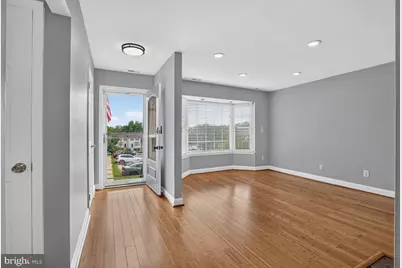 4135 Weeping Willow Court #143B, Chantilly, VA 20151 - Photo 2