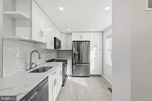 3158 Ellenwood Dr, Fairfax, VA 22031 - Photo 6