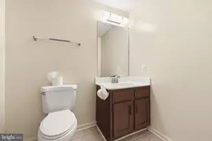6989 Villa-Del-Rey Ct, Springfield, VA 22150 - Photo 12