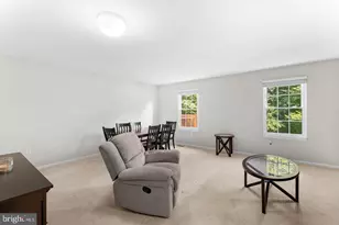 8942 Astongale Ct, Springfield, VA 22152 - Photo 8