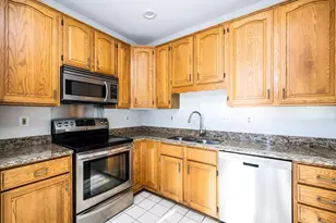 2155 Wolftrap Ct, Vienna, VA 22182 - Photo 10