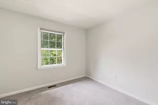 7810 Lake Pleasant Dr, Springfield, VA 22153 - Photo 24