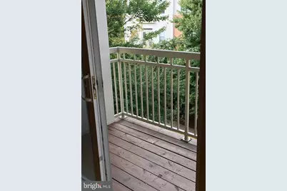 9490 Virginia Center Boulevard #323, Vienna, VA 22181 - Photo 12