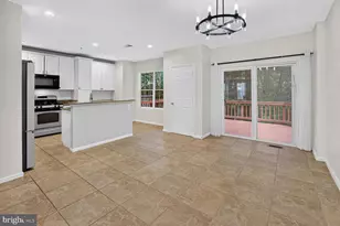 4749 Thornbury Dr, Fairfax, VA 22030 - Photo 28