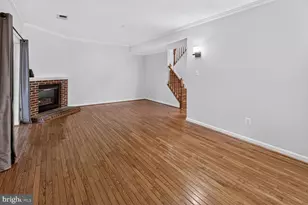 4749 Thornbury Dr, Fairfax, VA 22030 - Photo 14