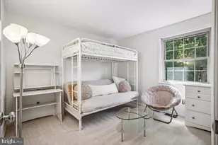9357 Chestnut Knolls Dr, Fairfax, VA 22032 - Photo 18
