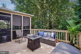9357 Chestnut Knolls Dr, Fairfax, VA 22032 - Photo 32