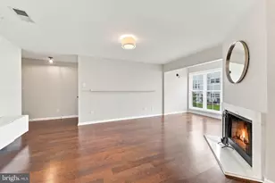 12114 Green Leaf Ct, Fairfax, VA 22033 - Photo 6