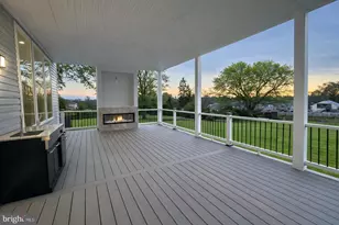 2613 Beacon Hill Rd, Alexandria, VA 22306 - Photo 4