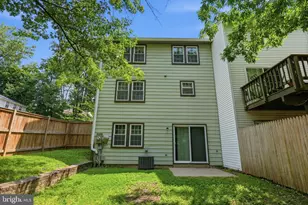 10065 Chestnut Wood Ln, Burke, VA 22015 - Photo 34