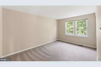 10065 Chestnut Wood Lane, Burke, VA 22015 - Photo 14