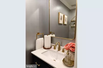 204 Whispering Wind Court SE, Vienna, VA 22180 - Photo 16