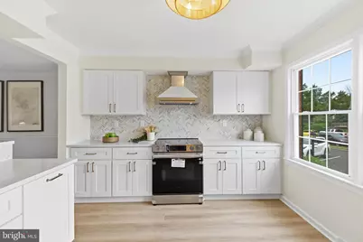 9103 Barrick Street, Fairfax, VA 22031 - Photo 10