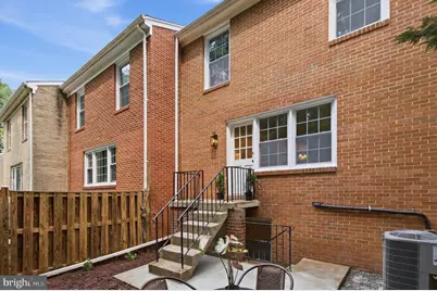 9103 Barrick Street, Fairfax, VA 22031 - Photo 32